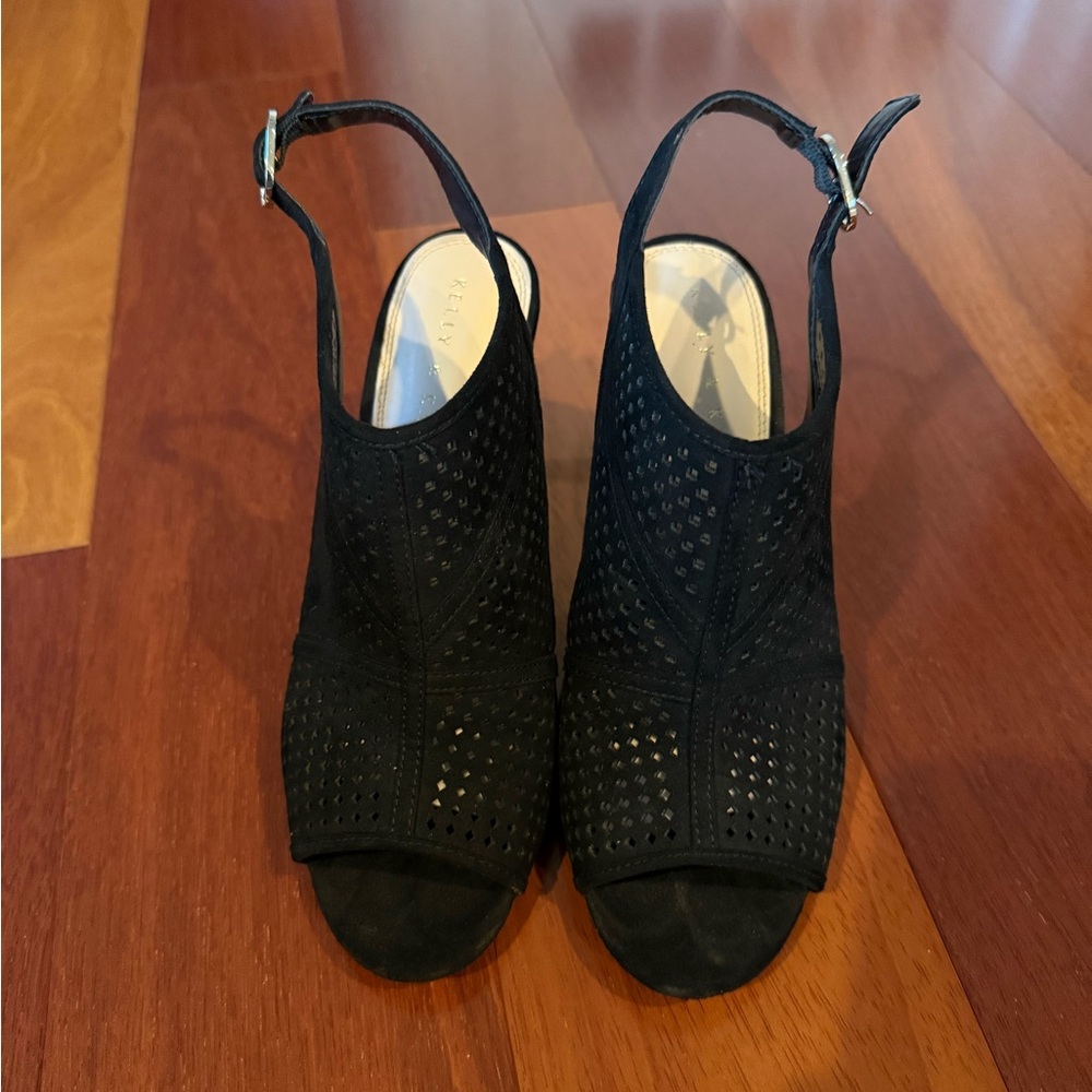 Kelly & Katie Black Heels Classic Design